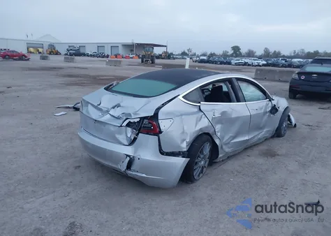 2018 Tesla Model 3 Long Range/Performance from USA, damaged, VIN 5YJ3E1EBXJF089934